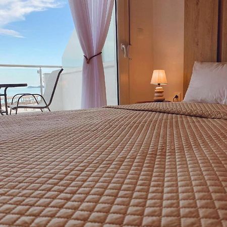 Ifigenia Sea View Apartments Chrysi Ammoudia Buitenkant foto